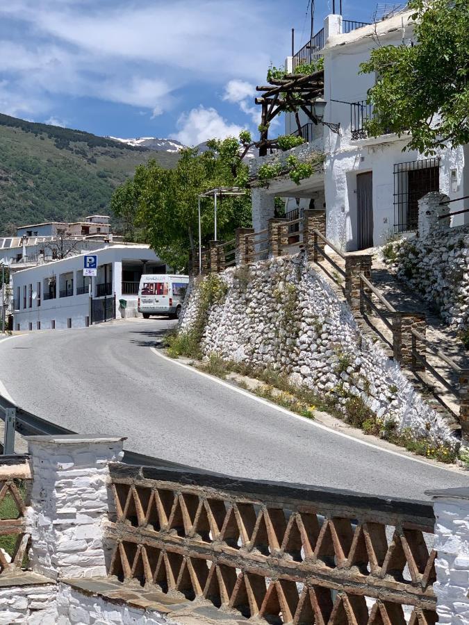 Hostal Atalaya En Capileira Cb Exterior photo