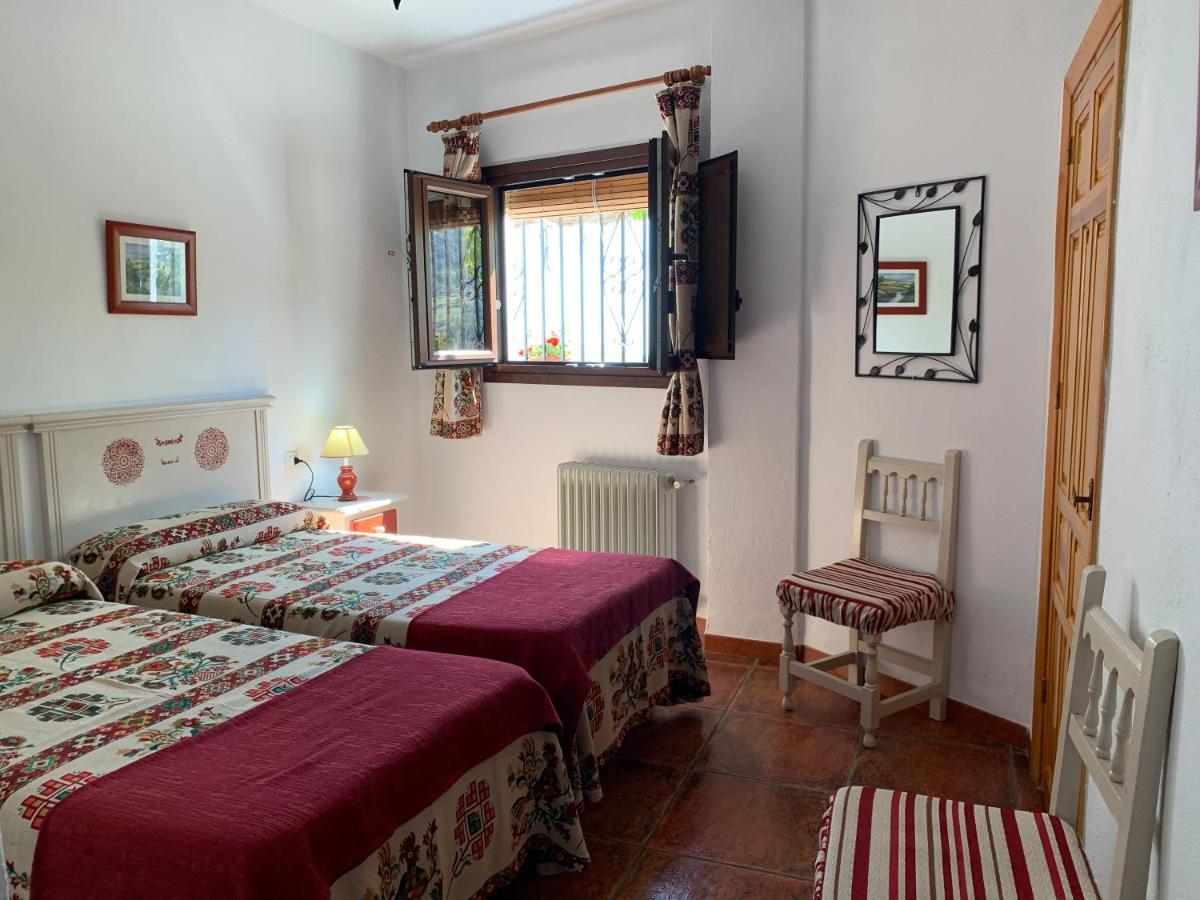 Hostal Atalaya En Capileira Cb Exterior photo