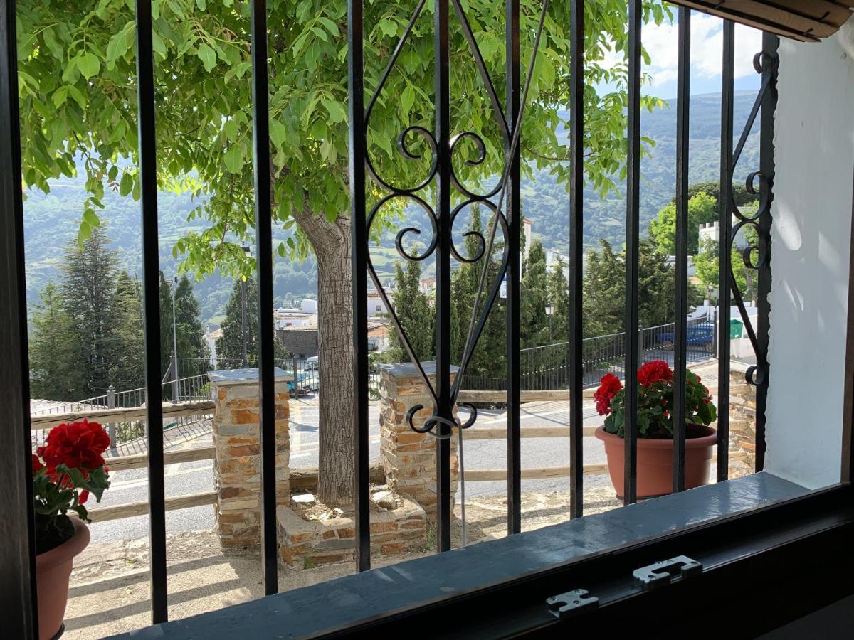 Hostal Atalaya En Capileira Cb Exterior photo