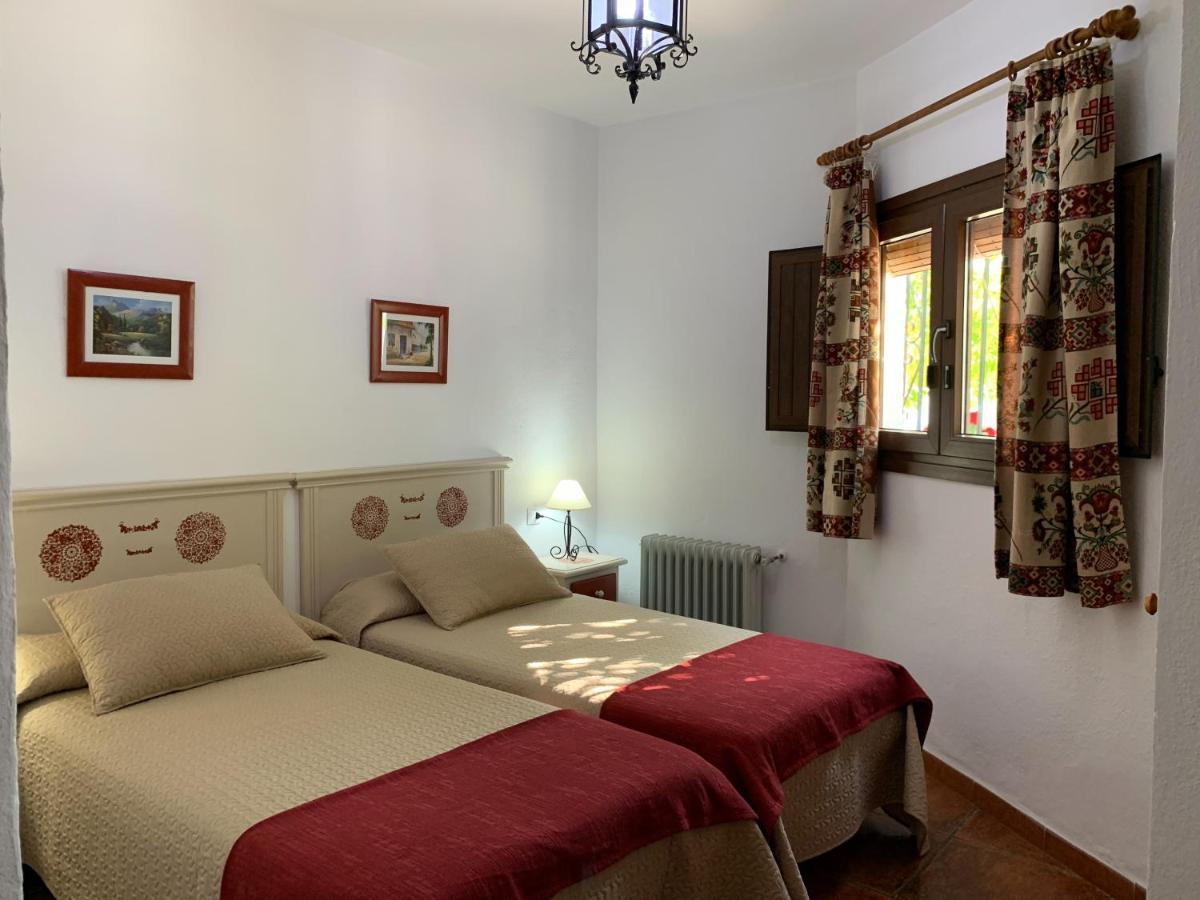 Hostal Atalaya En Capileira Cb Exterior photo
